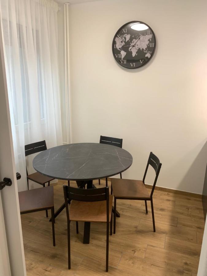 Apartment Karlovac Center Luaran gambar