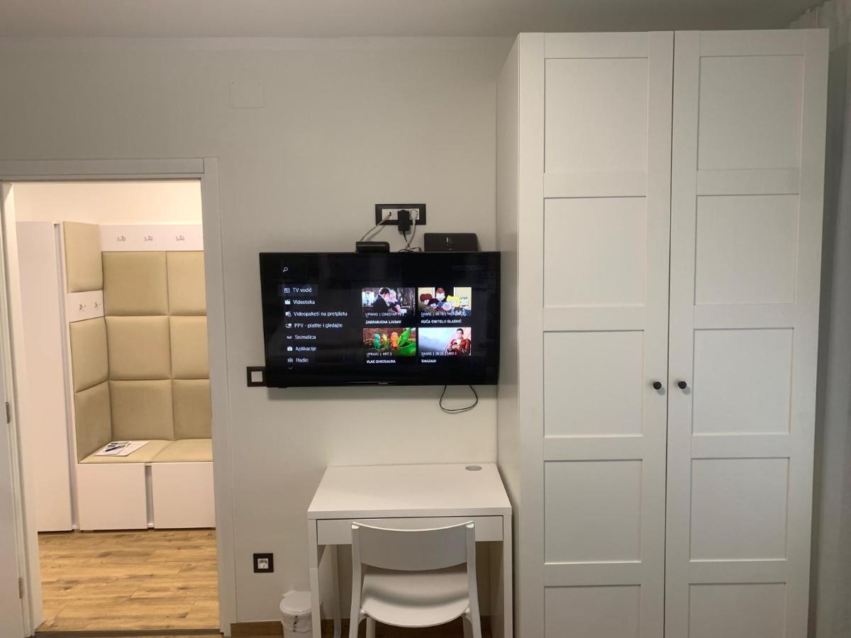 Apartment Karlovac Center Luaran gambar
