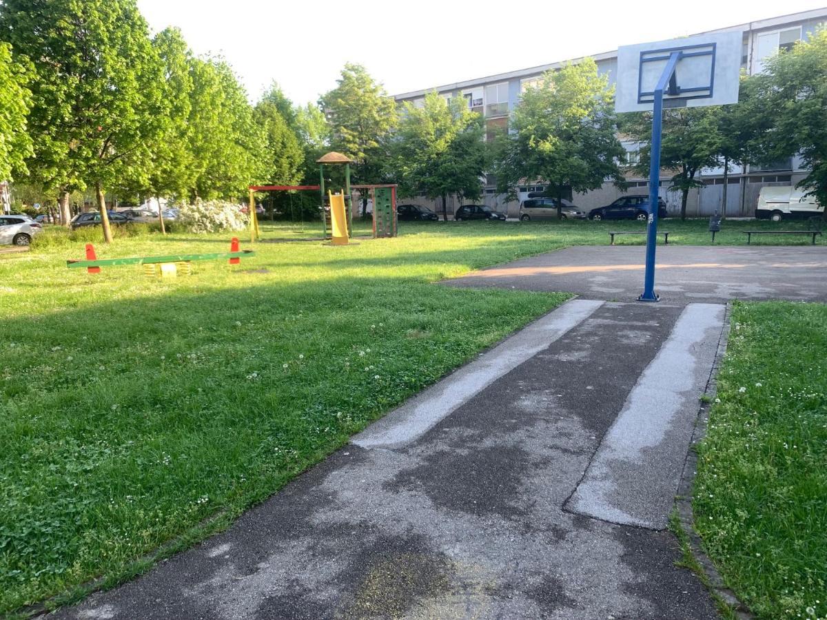 Apartment Karlovac Center Luaran gambar